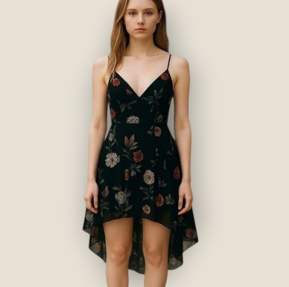 🏷️#25 REVAMPED Floral Romper / Dress  XS in very good condition - Picture 1 of 8